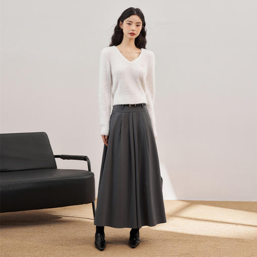 温柔毛茸茸软糯V领针织毛衣女新款宽松保暖短款毛衣V2232653 商品图1