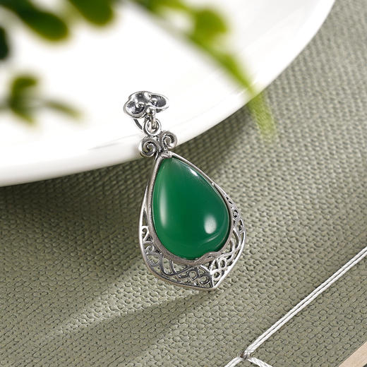 子佩集S925银【归梦绕】玉髓吊坠【CY964218】（不含链）绿玉髓水滴形2311 商品图1