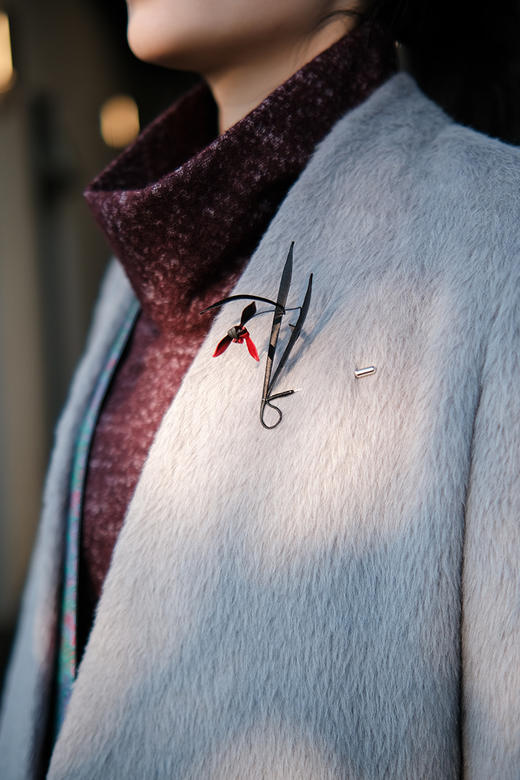 花痴特别定制私享「兰花胸针」中国传统非遗手工渐变缠花兰花胸针 可自行DIY兰叶造型 高雅灵动中式雅韵  助力花粉秋冬新中式穿搭！（少量现货） 商品图13