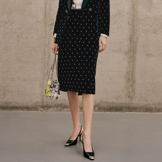 EITIE爱特爱春季新款雪花亮片半裙7306001 商品图1