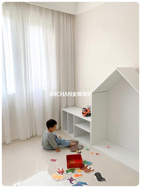 空荡荡的儿童房慢慢开始布置起来啦！