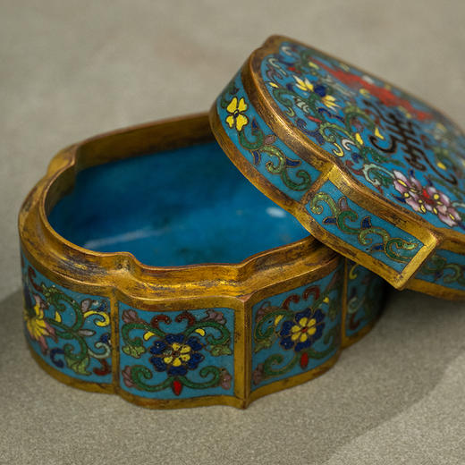 清 铜胎掐丝珐琅如意形香盒（一对） 商品图2