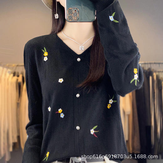 QH-ZH2349精纺羊毛小衫V领薄款套头毛衣刺绣针织打底衫内搭上衣秋冬 商品图3