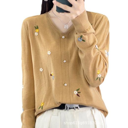 QH-ZH2349精纺羊毛小衫V领薄款套头毛衣刺绣针织打底衫内搭上衣秋冬 商品图4