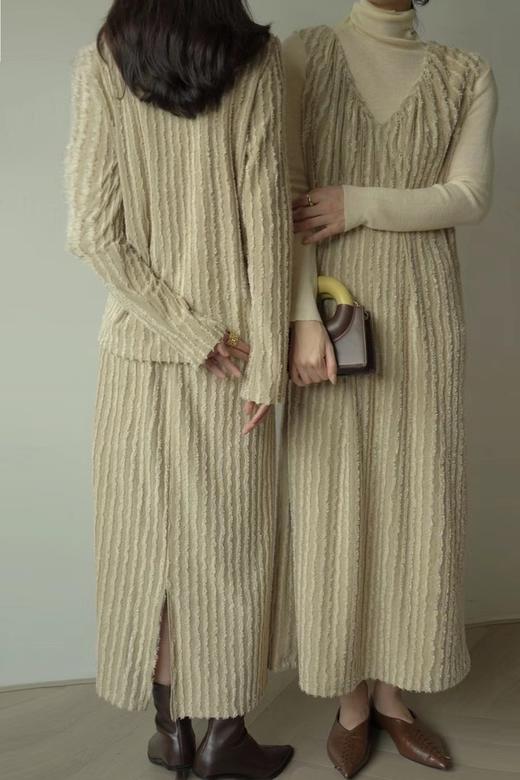 Le Malene 浅卡其高级肌理感半裙套装 17587 商品图3