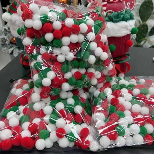 【圣诞饰品】圣诞饰品毛球300个/包/红白绿三色混搭 商品图3