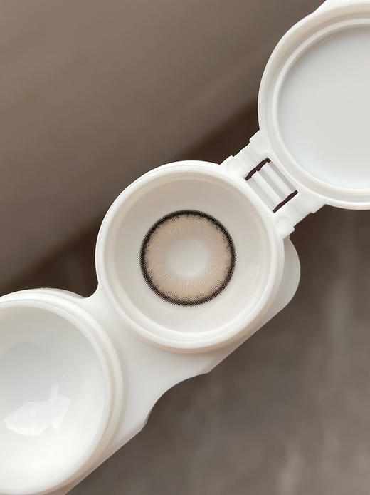 SUGARPLUM 开心果派 年抛 两片 14.2mm 参考着色13.5mm 基弧8.6 含水38% 新锐国货 商品图5