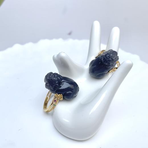 18K和田玉戒指-烟紫貔貅 商品图0