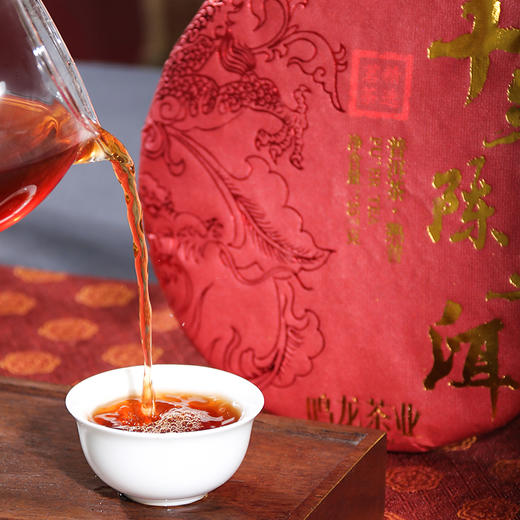 【新品上市】鸣龙十年陈普洱熟茶357g 商品图1