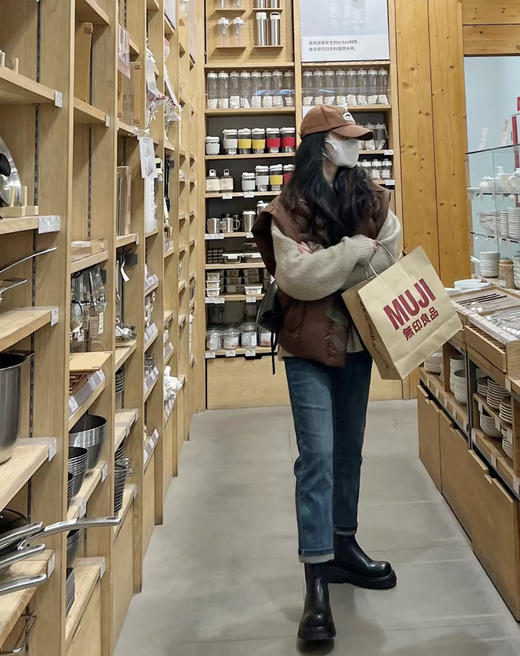 老米群专享秒杀！无退换🎈🎈🎈5分钟内支付有效。 墙裂安利系列《德绒加厚加绒牛仔烟管裤》巨显瘦！！媲美专柜品质~~2色入  K231116A  虢 商品图1