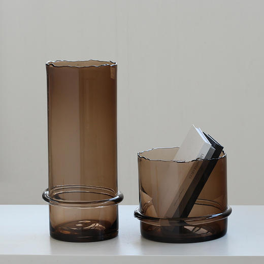 简约轻奢风缠丝直筒琥珀色玻璃花瓶 酒店样板间软装饰品客厅摆件 商品图7