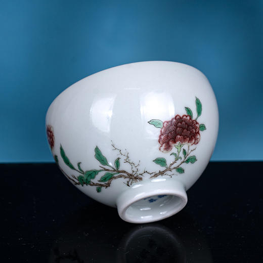 五彩花卉罗汉杯 商品图3