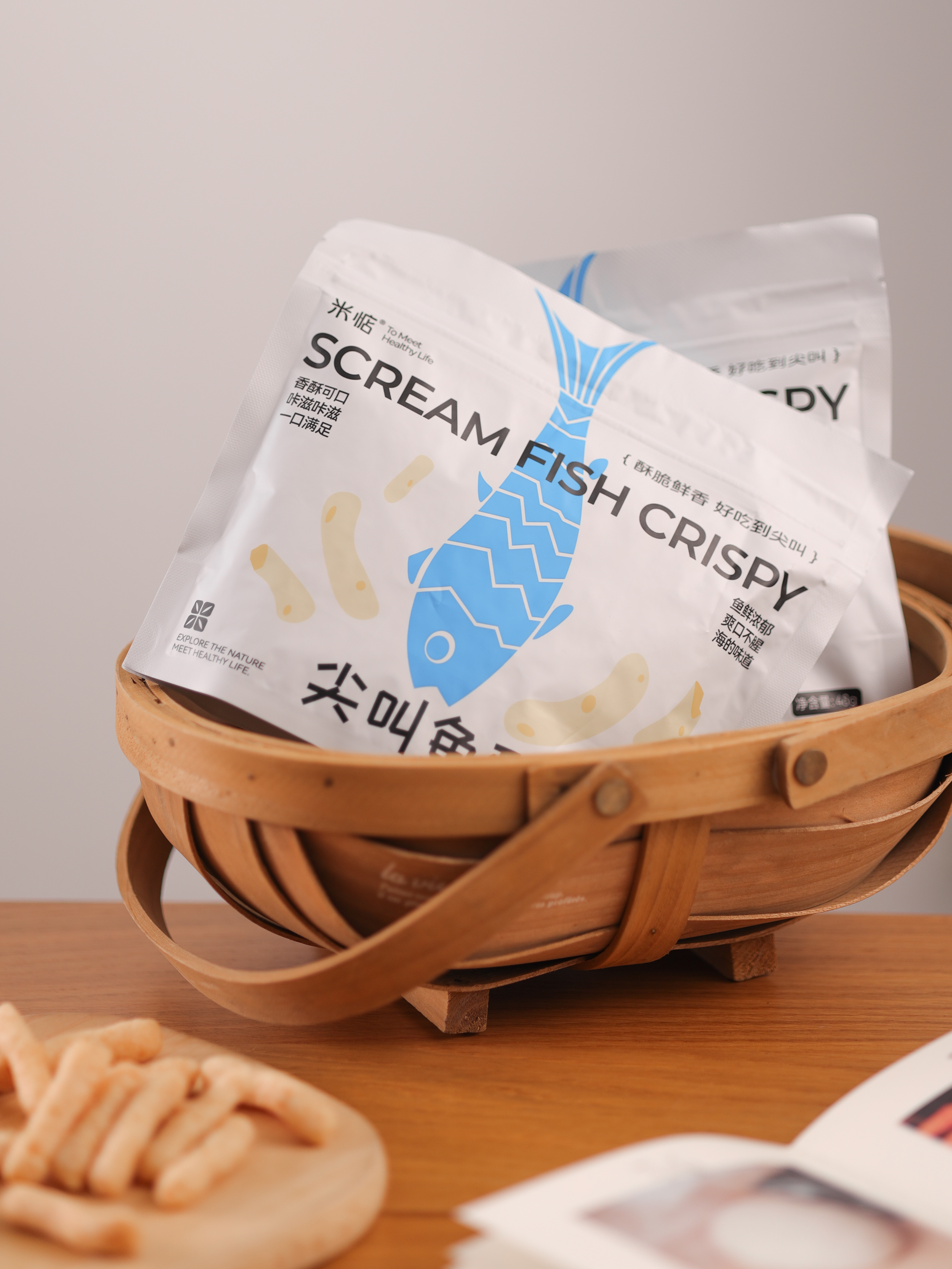 【米惦尖叫鱼酥】鲜到尖叫！真的有鱼肉的鱼酥！ 1:1还原食材本身！ ▪ ≥30%含量的深海鱼肉浆制成 ▪ 鱼鲜纯粹而浓郁，鲜香爽口而不腥