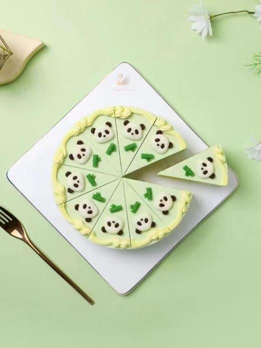 🐼熊猫团子 | 8英寸蜜瓜凤梨冰淇淋淡奶慕斯 商品图1