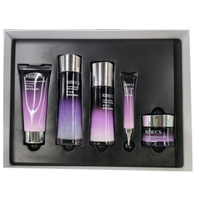 伊贝诗奢润澎弹精品套盒（100g+130ml+100g+15g+50g）【60019556】