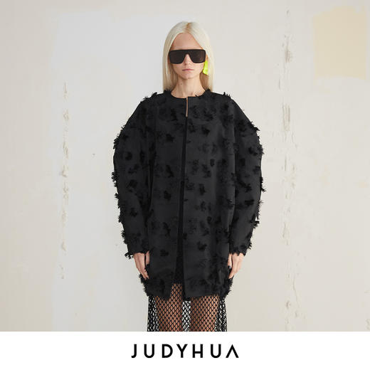 JUDYHUA 植绒毛边肌理廓形设计款外套 商品图0
