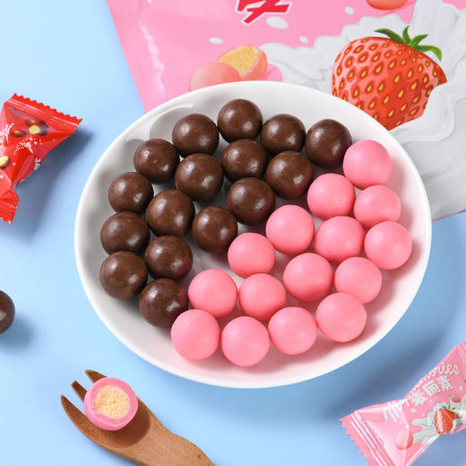 【29.9/4袋！麦丽素夹心球】草莓巧克力豆80g袋装独立小包装网红糖果朱古力怀旧情人节送女友零食 商品图3