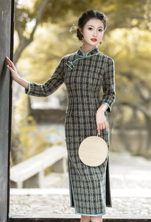 冬季新款，复古奢华优雅气质长袖传统款旗袍GSJ-3515 商品图3