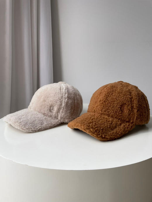 年后发 亏清无退换 纯圆正 小禾 针织羊剪毛 棒球帽 泰迪鸭舌帽 商品图3