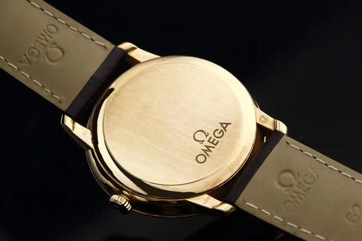 欧米茄18Ｋ电镀黄金蝶飞424.53.40.20.52.001！ 型号整表。极品状态40大直径。钻石刻度。2500机芯。走时好 商品图9