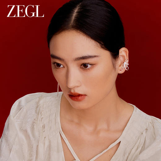 ZEGL设计师白色恋曲耳妆盘耳环女小众设计感高级2023年新款耳饰品 商品图4