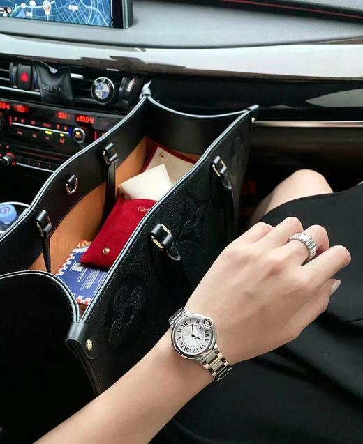 一年一次特价手表 进出柜上卡地亚坦克 爱彼  浪琴 欧米茄  海外邮寄 商品图9