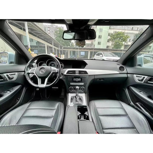 奔驰 C 180 轿跑版（ 进口）【长租-北京】 商品图3