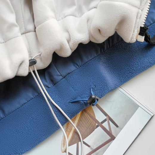 女士阔版落肩袖抓绒外套 商品图10