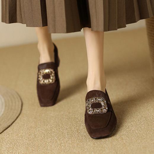 【预售5天】粗跟高跟鞋女英伦风女鞋水钻方扣深口法式复古方头单鞋MBJR&668 商品图2