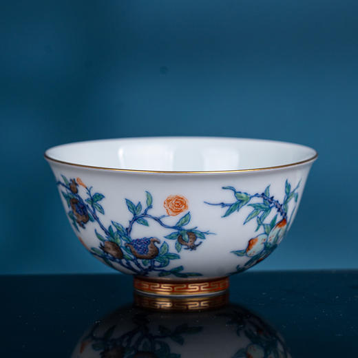 青花斗彩描金折枝瑞果杯 商品图2