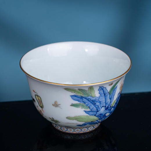 青花五彩描金婴戏杯 商品图3
