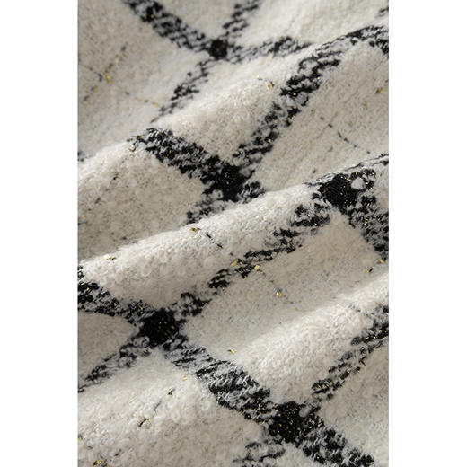 【年终福利/不退换】休闲格调经典黑白格纹帽款长款大衣BC436 商品图4