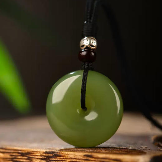 和田玉平安扣天然玉石吊坠 商品图1