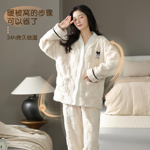 【优雅小香风】【猫人】【M-XXL】女士加绒家居服睡衣套装 商品图1