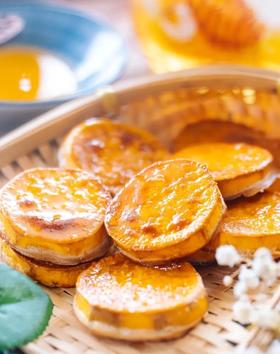  蜂蜜烤红薯片 | 软糯香甜，越嚼越香！ 