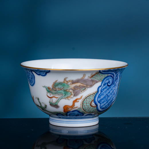 青花五彩描金龙纹杯 商品图1