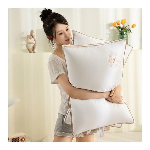 多喜爱-枕芯 《三秒沦陷深睡枕》 商品图3