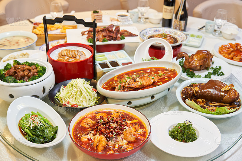 周六：150元精品套餐（3-4人）