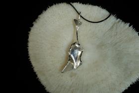 CHEZ BOQUE 冬日童话系列原创手工925银抽象造型吊坠《阴阳师》