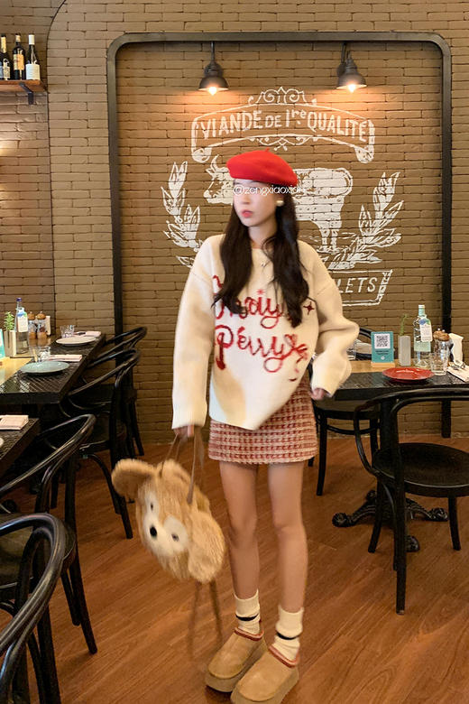 <曾小咸推荐>【圣诞情书】白色字母毛衣+红格半裙 商品图5