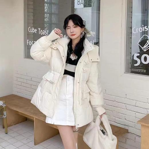 韩版收腰时尚百搭牛角扣，连帽白鸭绒加厚外套LSY-LSYGCDF6261 商品图1