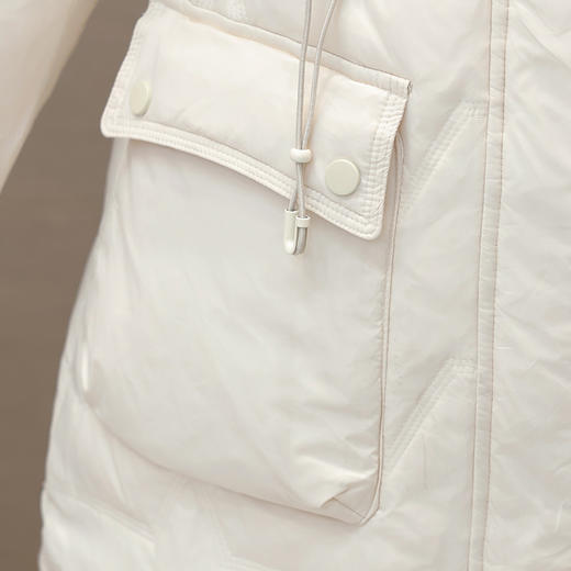 修身时尚洋气保暖羽绒服，长袖连帽时髦休闲白鸭绒外套QYM-CR-YNR8823-L 商品图3