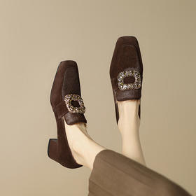 【预售5天】粗跟高跟鞋女英伦风女鞋水钻方扣深口法式复古方头单鞋MBJR&668