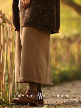 绿豆煮奶 松紧腰刺绣加绒长半裙