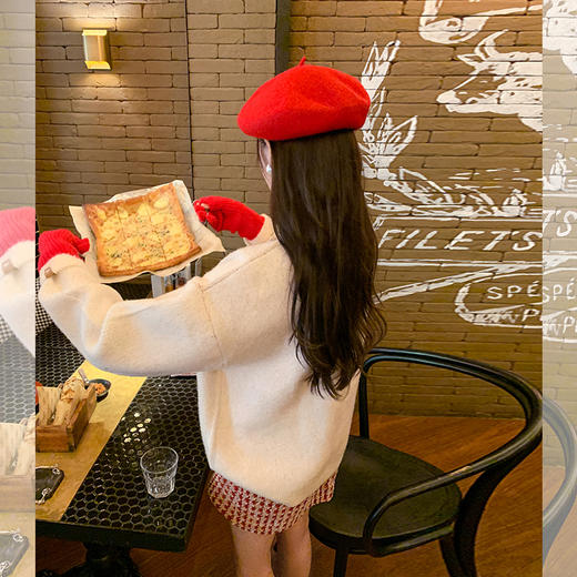 <曾小咸推荐>【圣诞情书】白色字母毛衣+红格半裙 商品图4