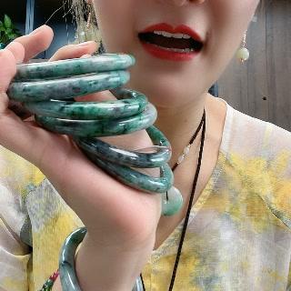 翡翠手镯-飘乌鸡 商品图0