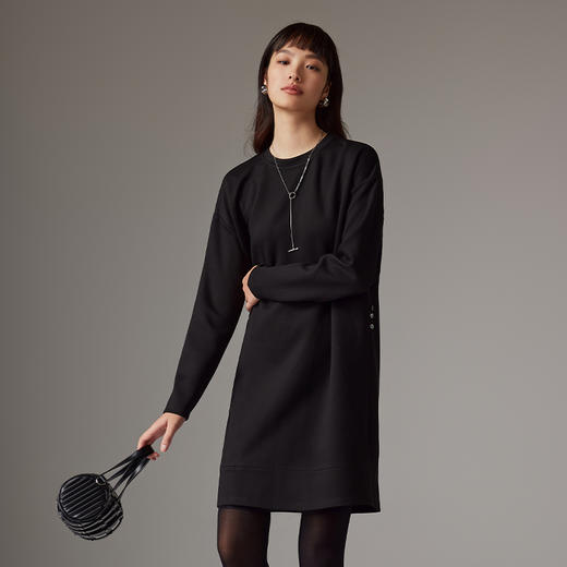 IN AND ON羊毛长袖懒人围裹式半身裙收腰显瘦人字纹针织连衣裙53771 商品图4