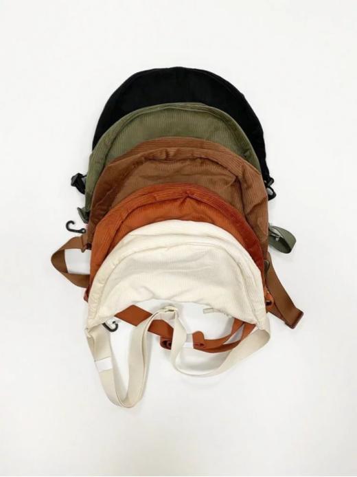 【美拉德U家同款百搭灯芯绒饺子包】😜1.饺子造型可爱随性，💗自重很轻，可调节肩带，可斜跨、手拿、单肩、🎀超大容量、一包就可以装下所有小零件！ 商品图3