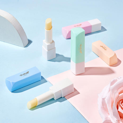 「9.9元包邮！四款可选」哎呦呦白池花沁润护唇膏 滋润补水保湿防干淡化唇纹去死皮美妆 商品图3