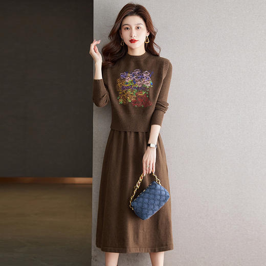 秋冬新款，刺绣针织背心连衣裙真两件套女装气质毛衣裙套装裙CC-22-2309 商品图0